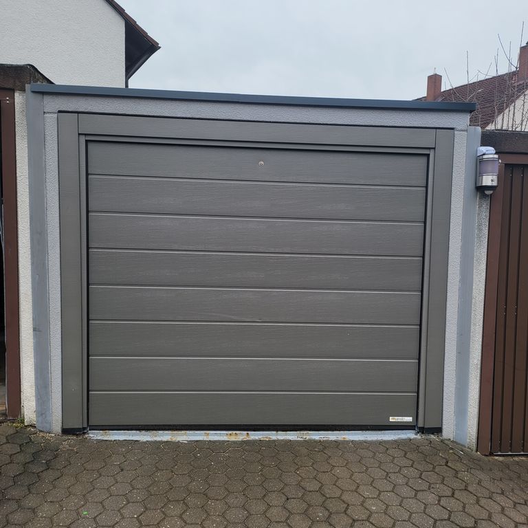Dach decken: 18 m²; Dach abdichten; Nebengebäude (Garage, Schuppen...
