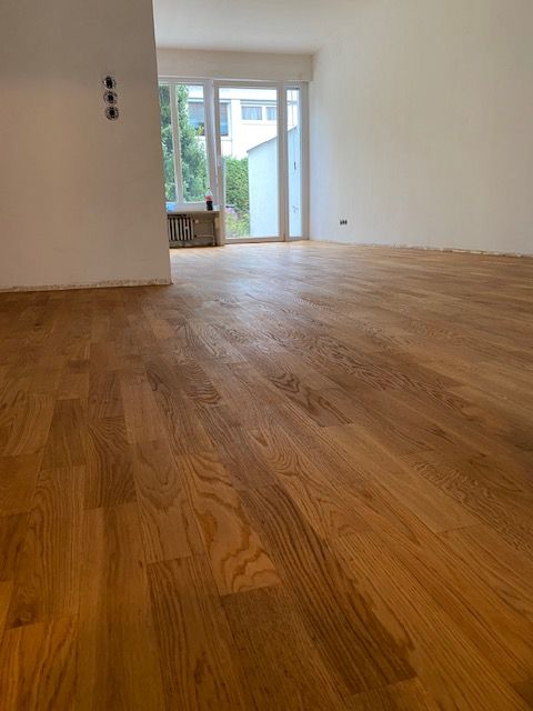 Holzboden: 80 m²; Parkett; Boden schleifen, Ölen oder matt lackieren