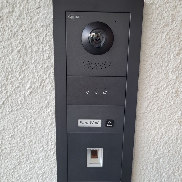 Klingelanlage: Gegensprechanlage (nur Audio); Installieren